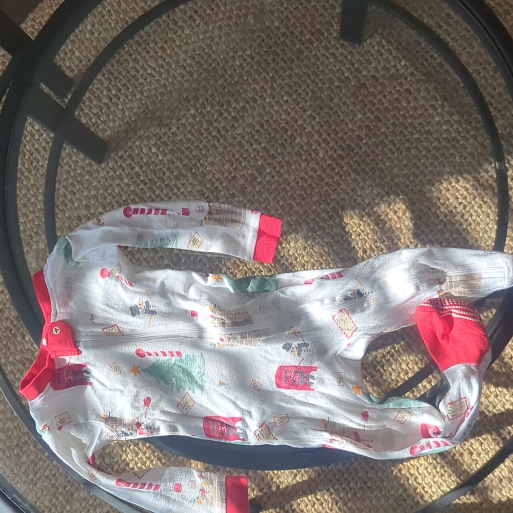 Pajama - Picture 3 of 3